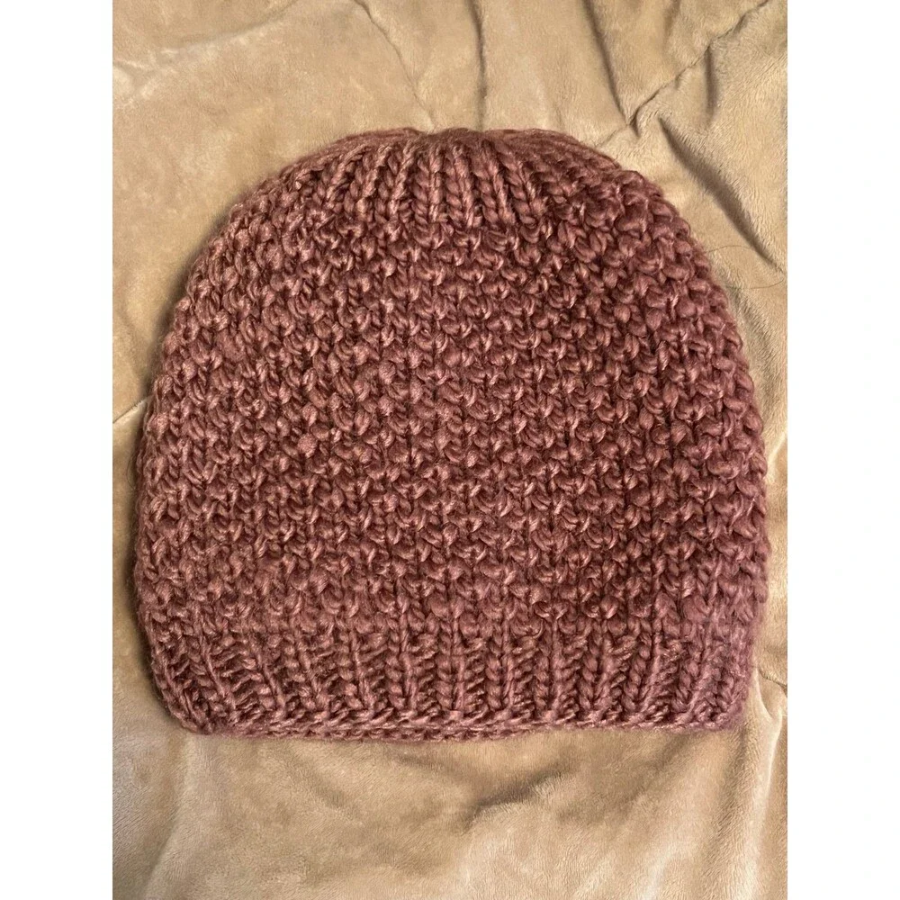 Beanie Winter knit hat with floral detail and sherpa interior lining new